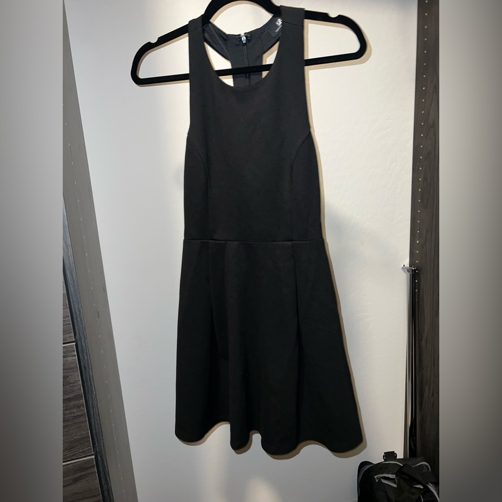Black lulu’s dress Size medium cut out skater dress
